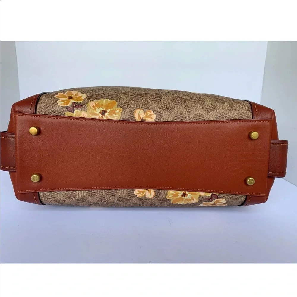 Coach 54651  Prairie Coated Canvas Signature - Picture 4 of 6